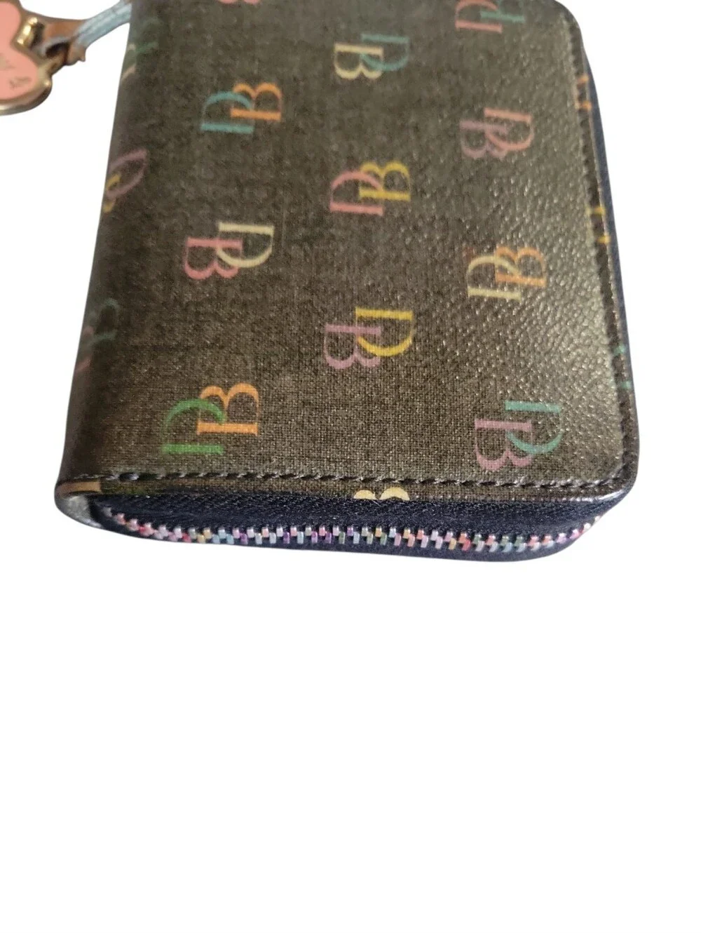 Dooney & Bourke Rainbow Multicolor DB Signature Logo Zip Wallet and Heart Charm - Picture 4 of 8